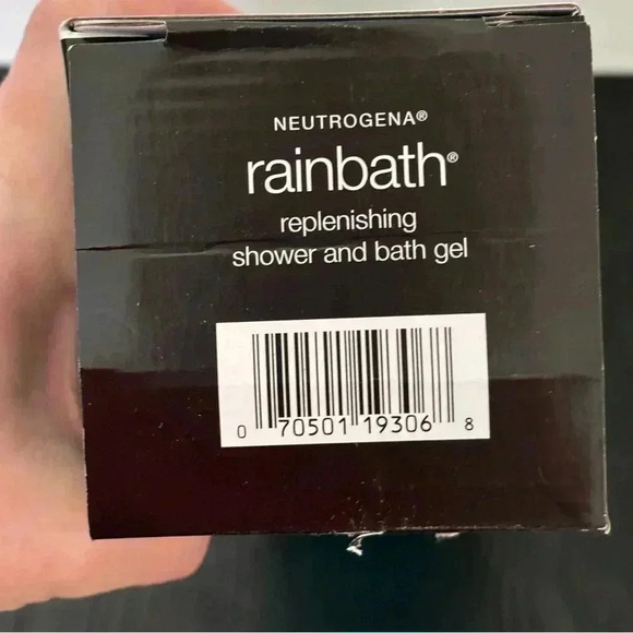 New Neutrogena Rainbath Replenishing Shower and Bath Gel‎ 40 oz. - Picture 2 of 5